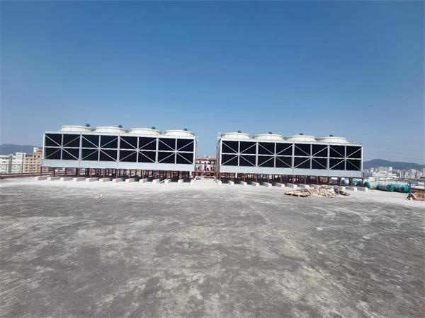 安裝冷卻塔隔音罩時(shí)的注意事項(xiàng)有什么,看完這些你就知道了